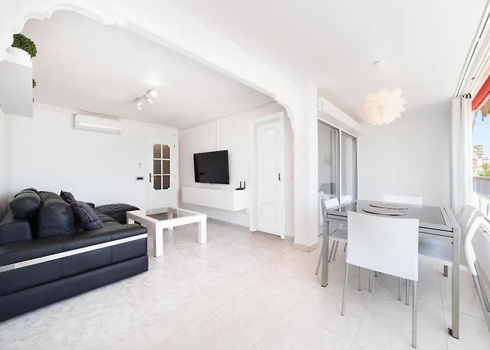 Luxury Primerisima Linea Playa Poniente Con 6,5 Mts De Vistas Frontales Al Mar Y Parking Benidorm